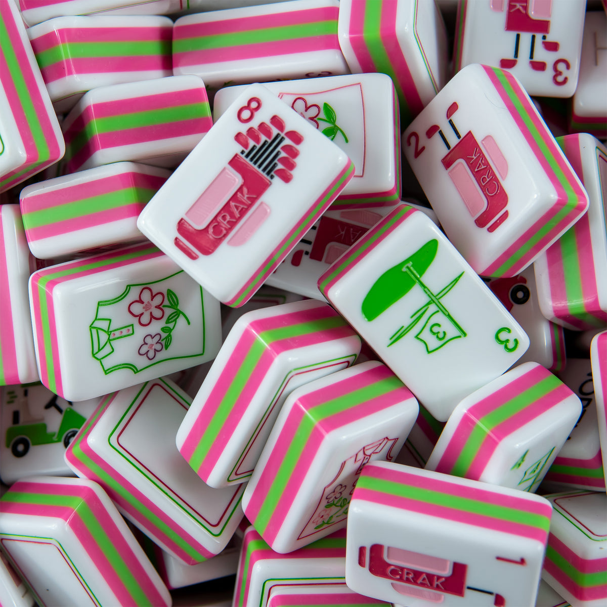 Down the Middle Mahjong Set
