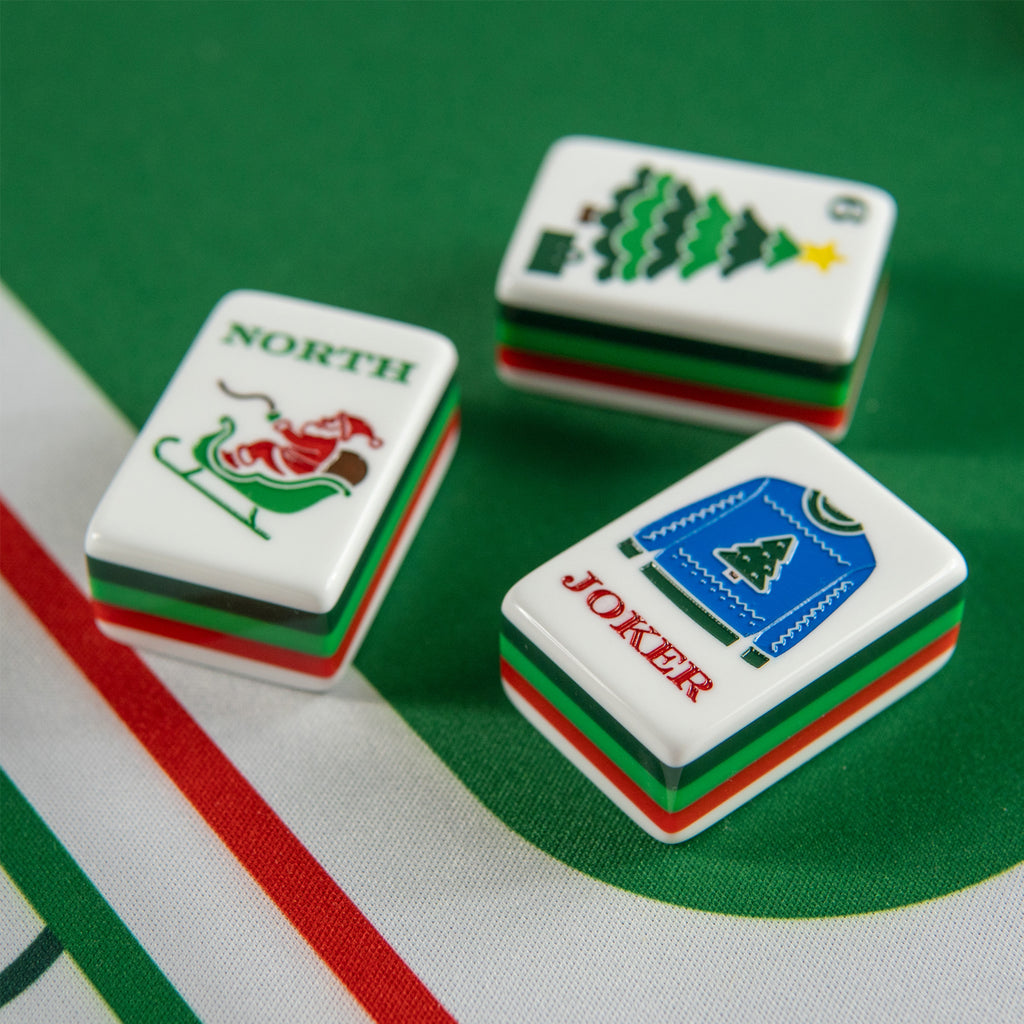 Holly Jolly Mahjong Set