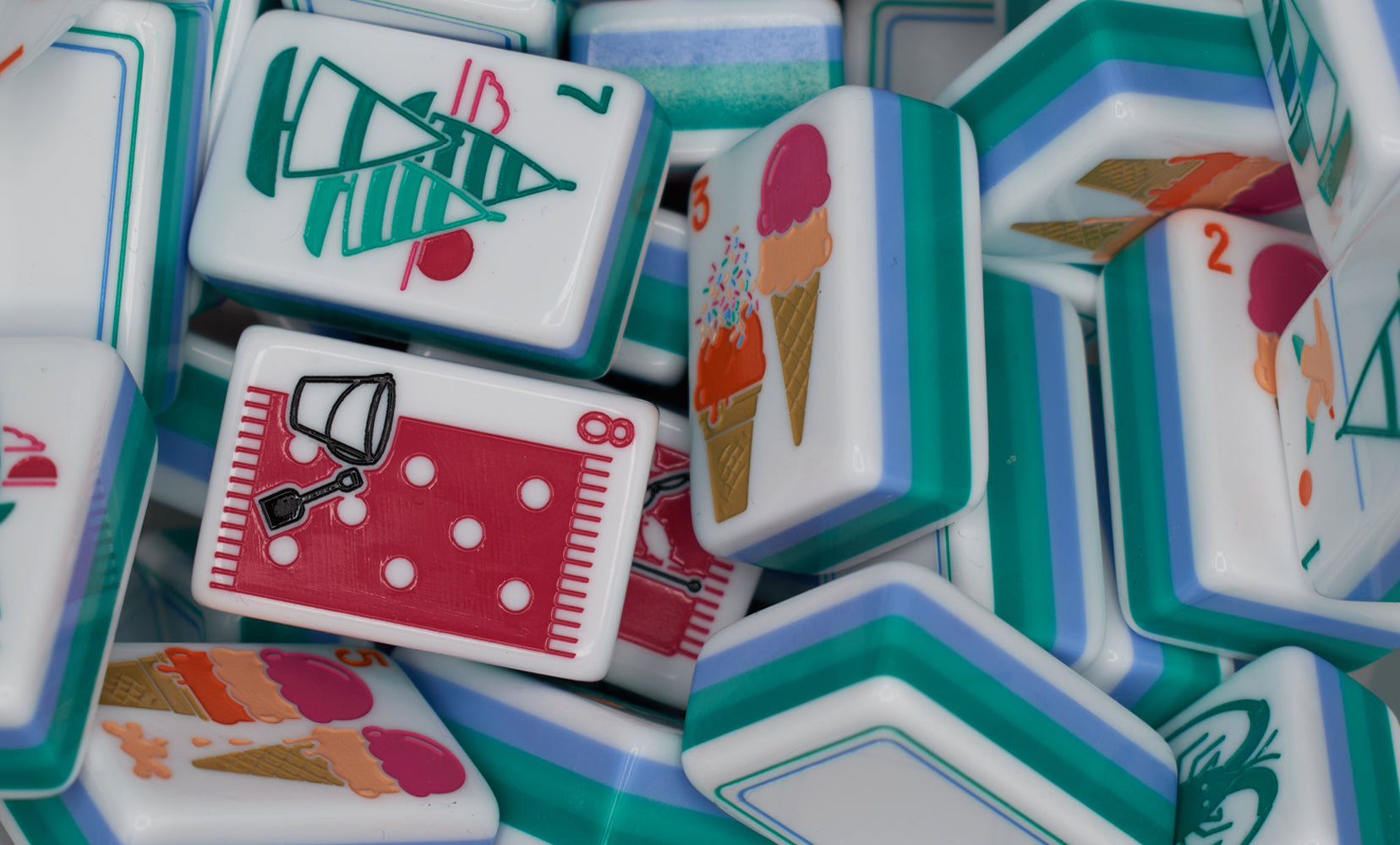 Summer Breeze Mahjong Set